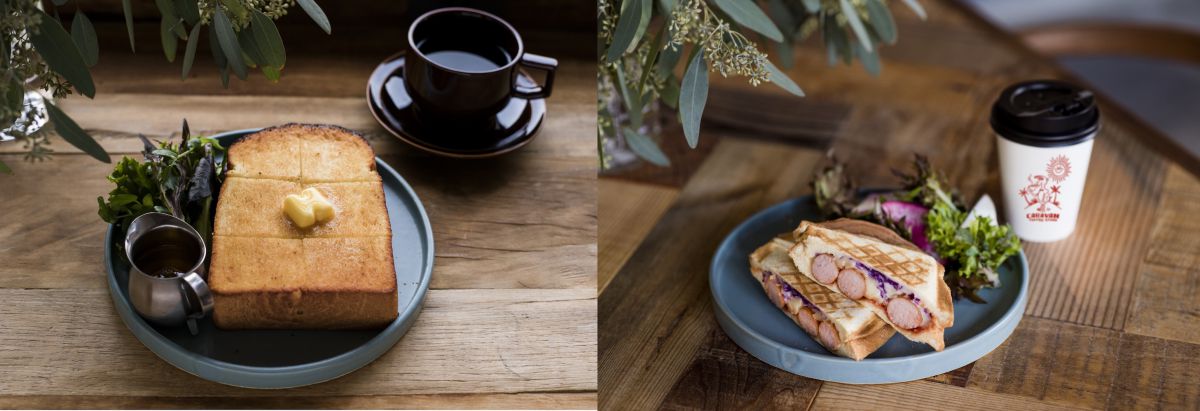 「神奈川県産サラダとバタートースト」（左）391円、「粗挽きソーセージサンド」（右）591円