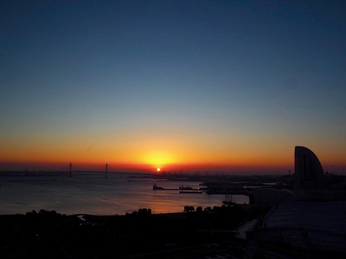 まるで海外リゾート！“朝日も楽しめる”みなとみらいの非日常ホテル