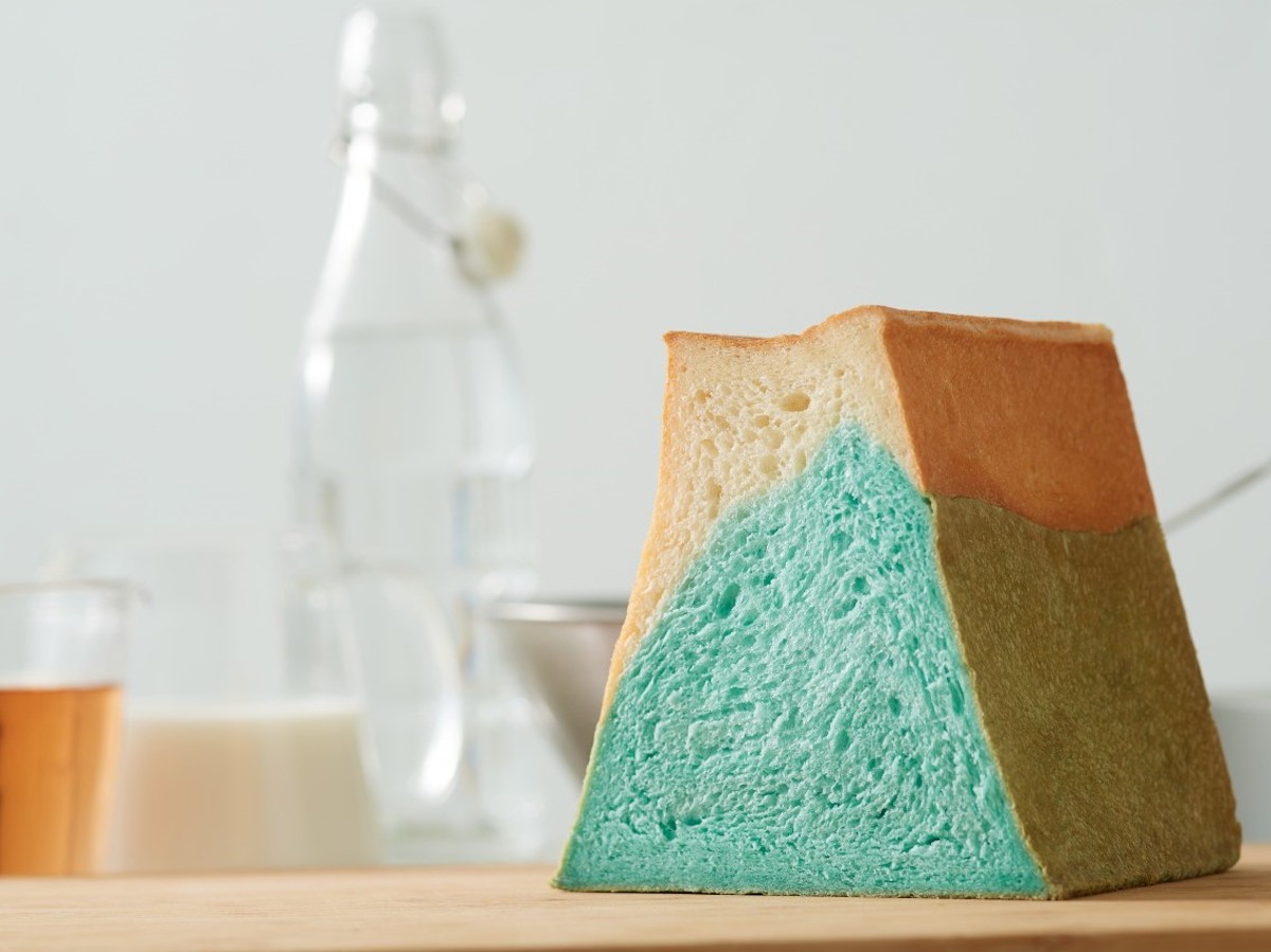 日本一の富士山が食パンに！おみやげにぴったりの“FUJISAN SHOKUPAN”が河口湖にオープン