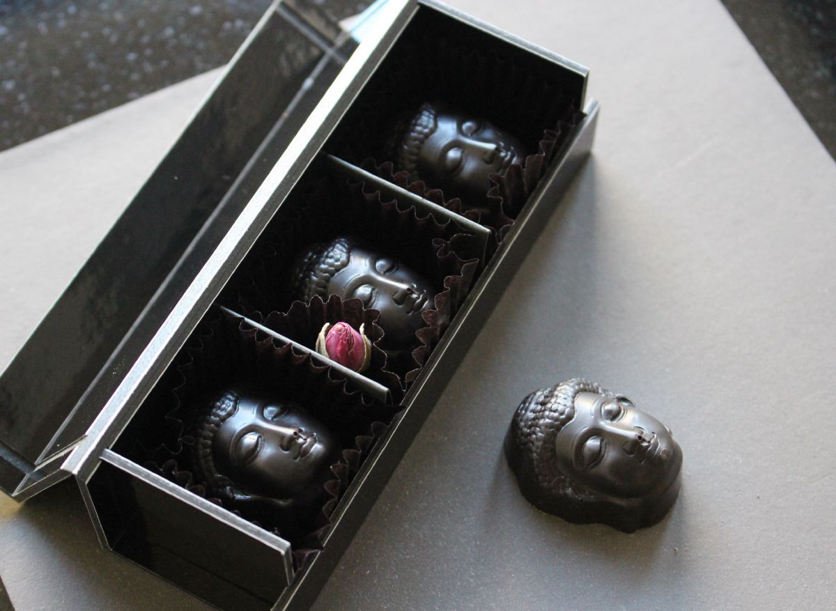 仏陀がチョコレートに？！幸福感に包まれるありがた～い美味しさの秘密とは