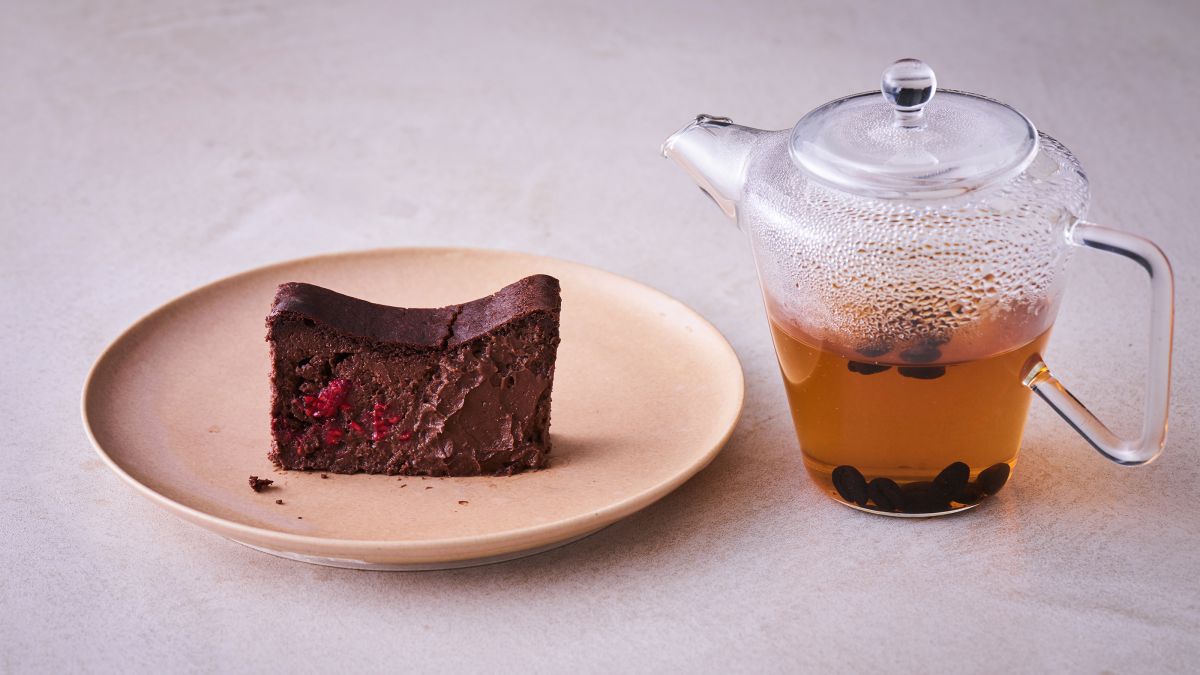 Mr. CHEESECAKE kuro Cacao Raspberry & Aroma tea Café Orange 1680円（税込）