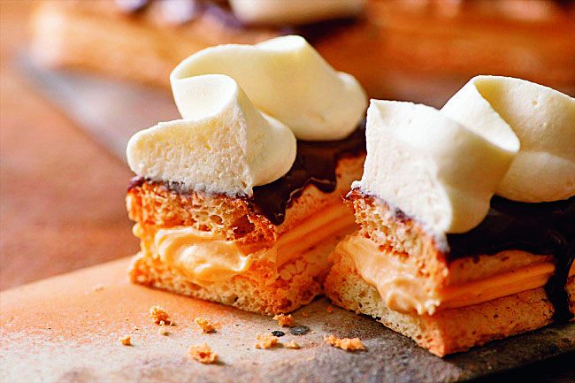 海のエクレア 1296円(3個)