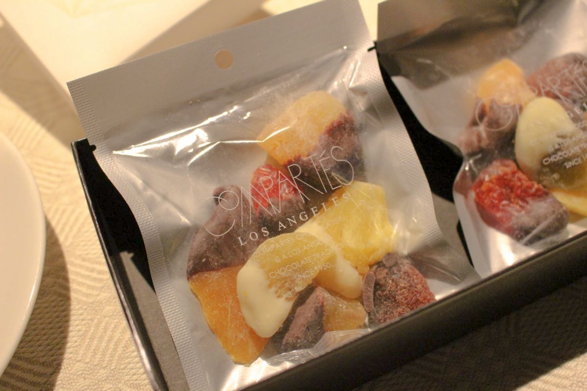 ラブフルーツミックス（S 648円、M 1296円、L 2592円）