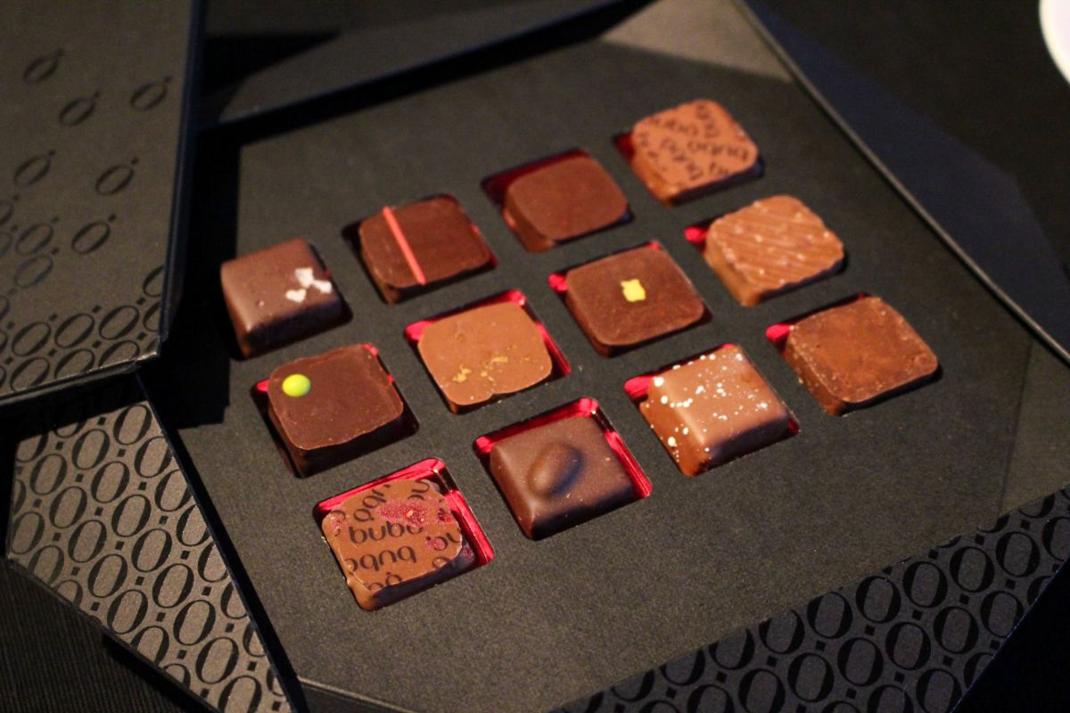 ボンボンセレクシオン バル（4個入 1944円、6個入 2808円、12個入 5400円）