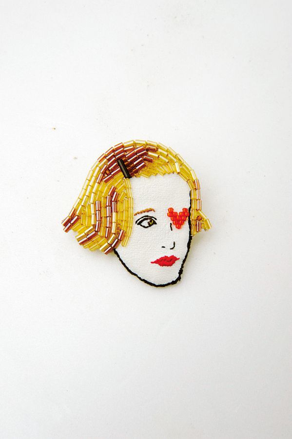 odddotのブローチ 3万2400円