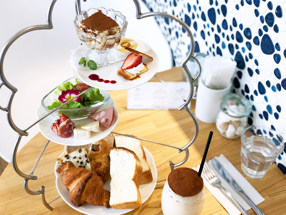 ブランティーセット 1000円（税込）　※10:00〜12:00限定 / ワンドリンクオーダー制