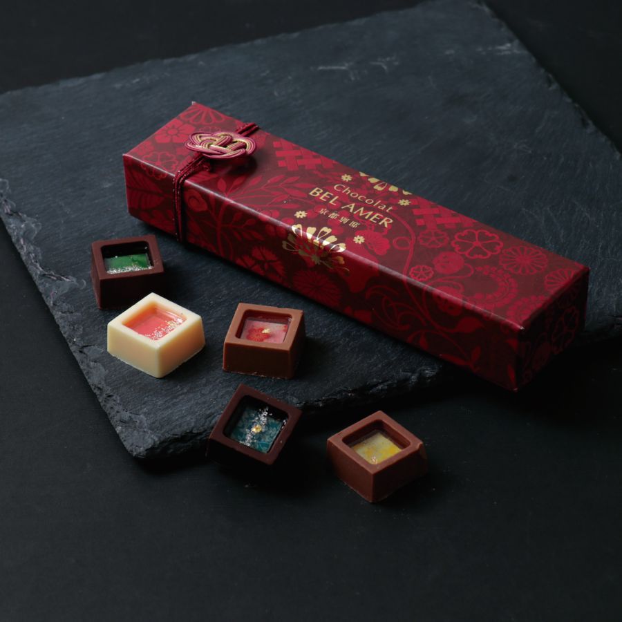 「瑞穂のしずく」（日本酒、お茶、フルーツ）各5個 1620円