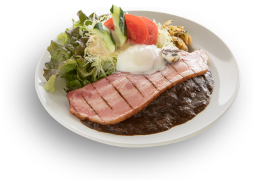 ランチは清里の名物カレーで決まり！　ROCKベーコンカレー1580円～