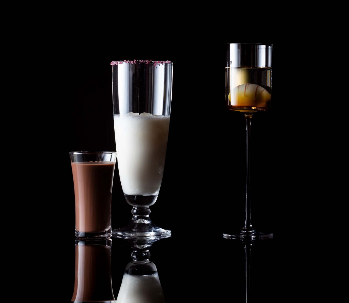 右：ドロップ・パール、左：バレンタインデイ