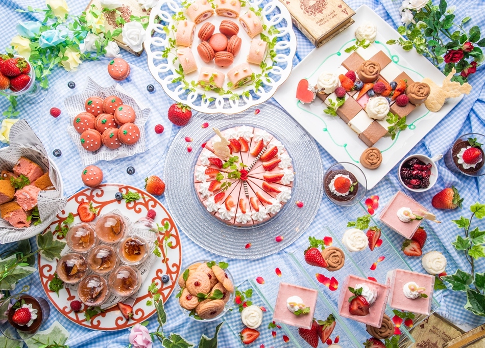 2980円のいちごビュッフェ!大阪キタのフォトジェスポットでいちご満喫