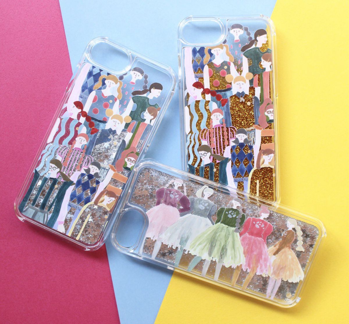 洋服の色は何色？iPhoneグリッターケース 3600円（税込）