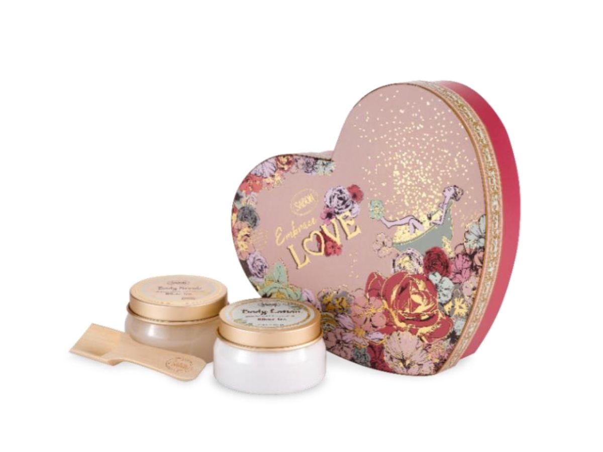 ボディケアデュオ　ホワイトティー　4360円（税別）SABON
