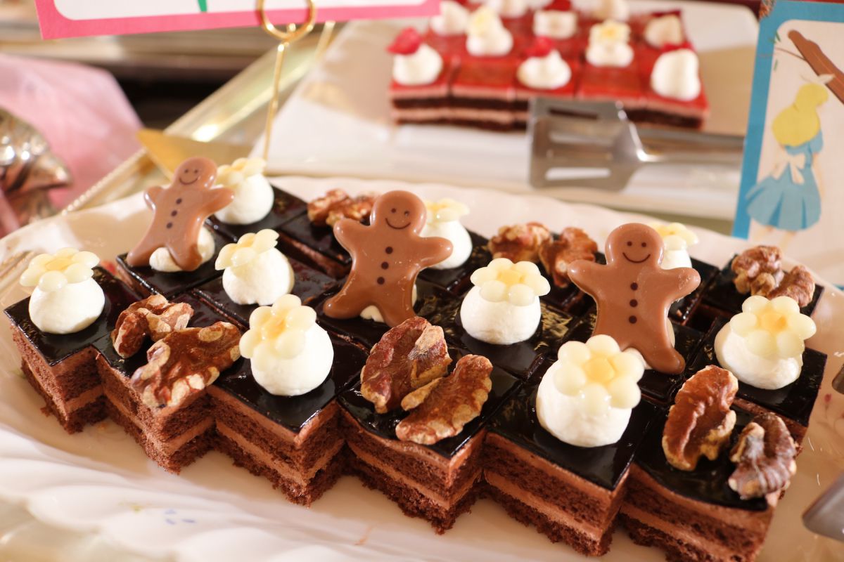 親指姫のクルミのチョコケーキ