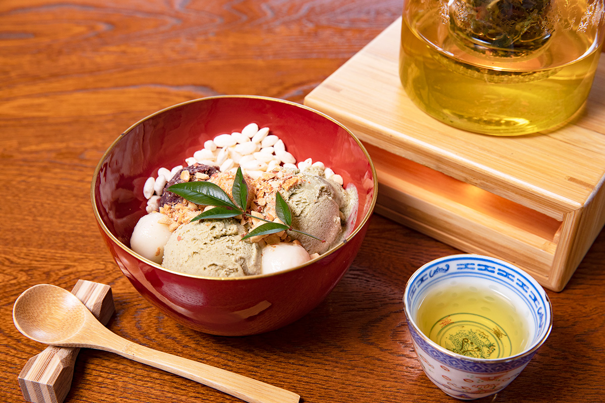 お茶パフェ720円（税別）