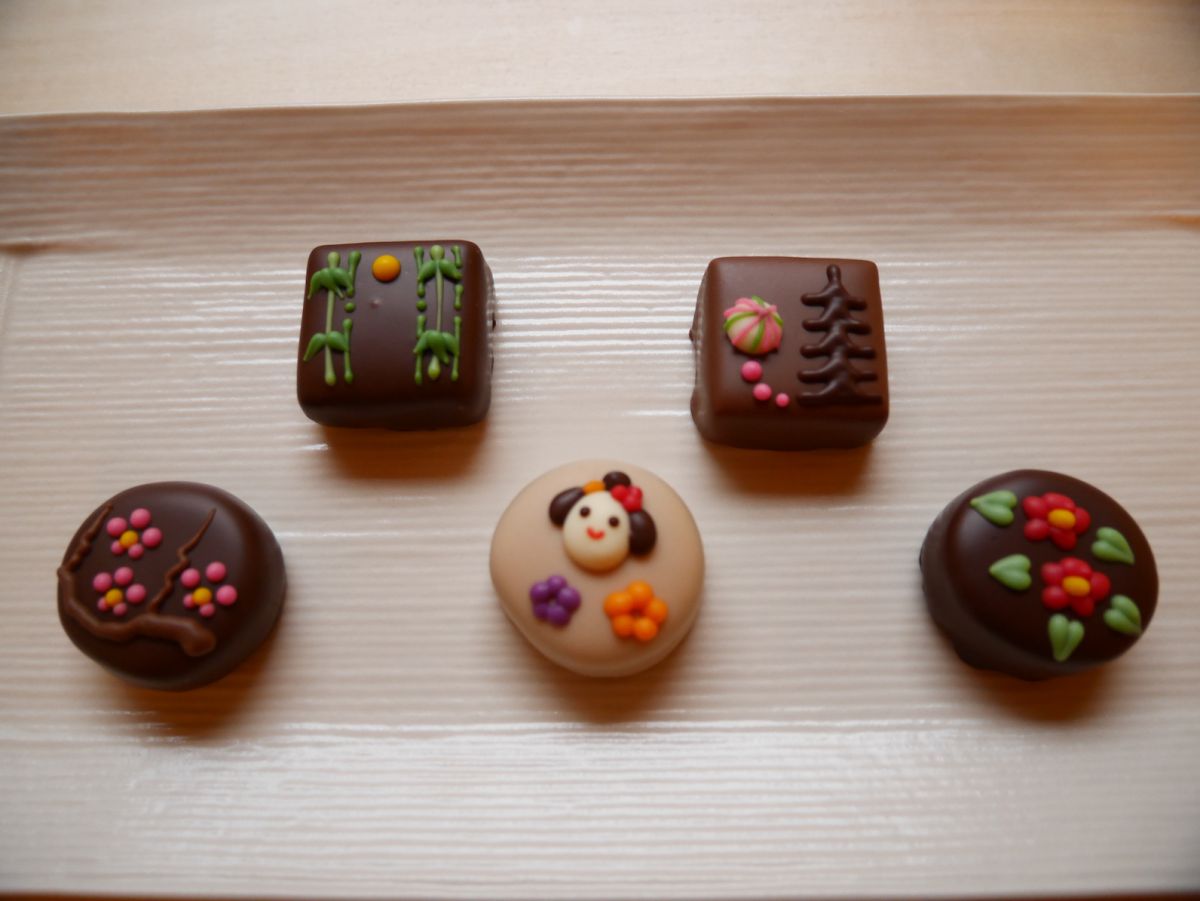季節のショコラ（1個300円税別）