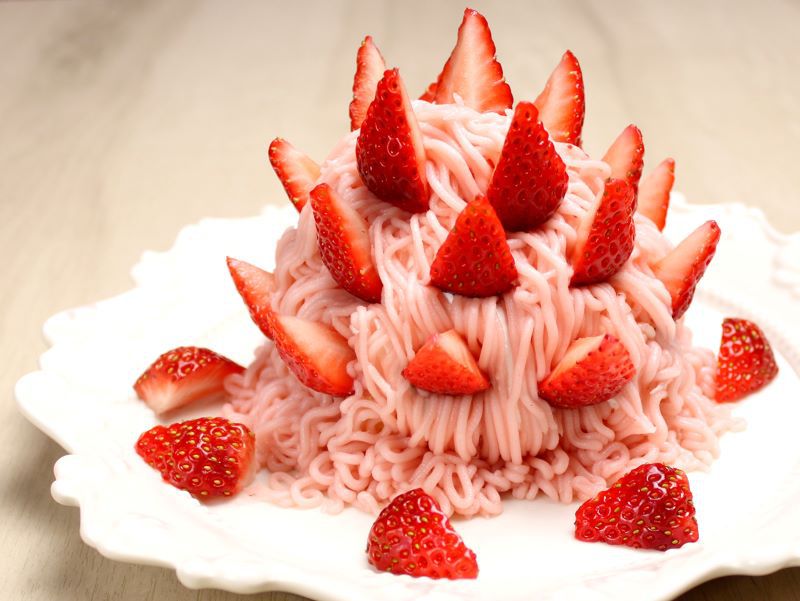 完熟いちごたっぷり！フレッシュチーズとのコラボスイーツがたまらない