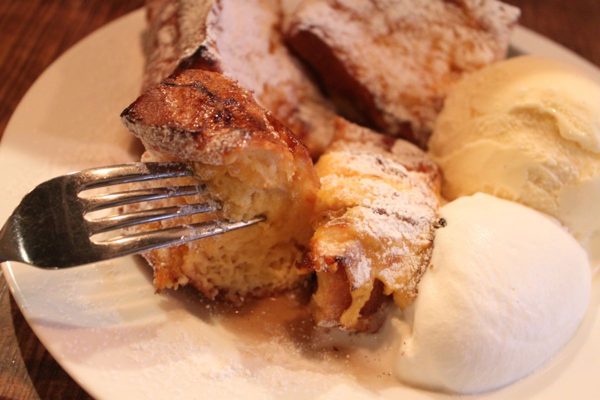 フレンチトースト（バケット／3個 700円・6個 1200円）