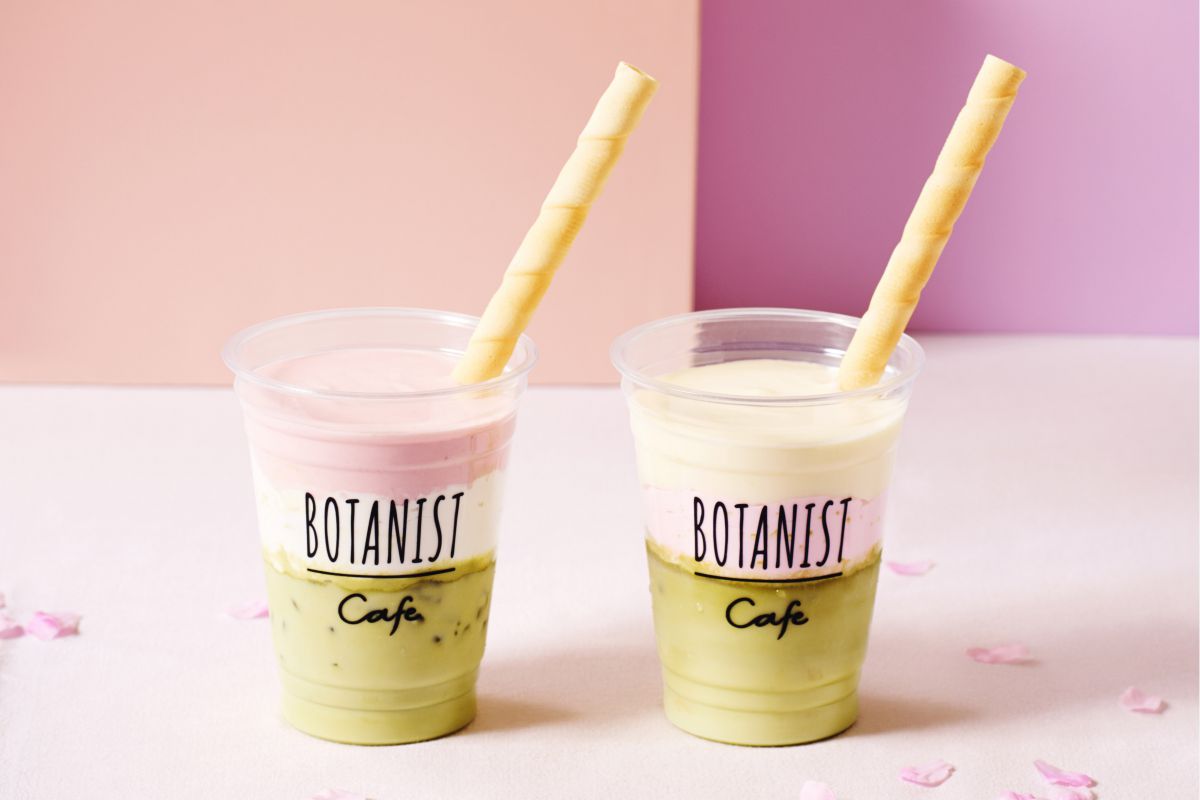 「STRAWBERRY」（左）いちごムース、「CHEESE」（右）はチーズフォーム