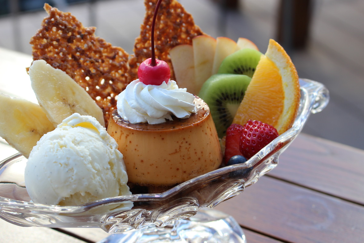 プリンアラモード　1200円