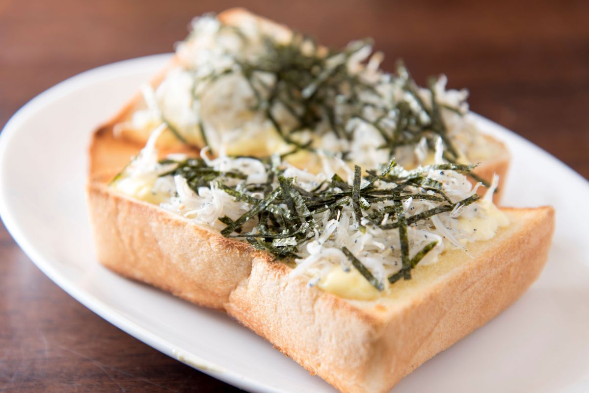 しらすトースト+ジンジャーミルクティー（750円）