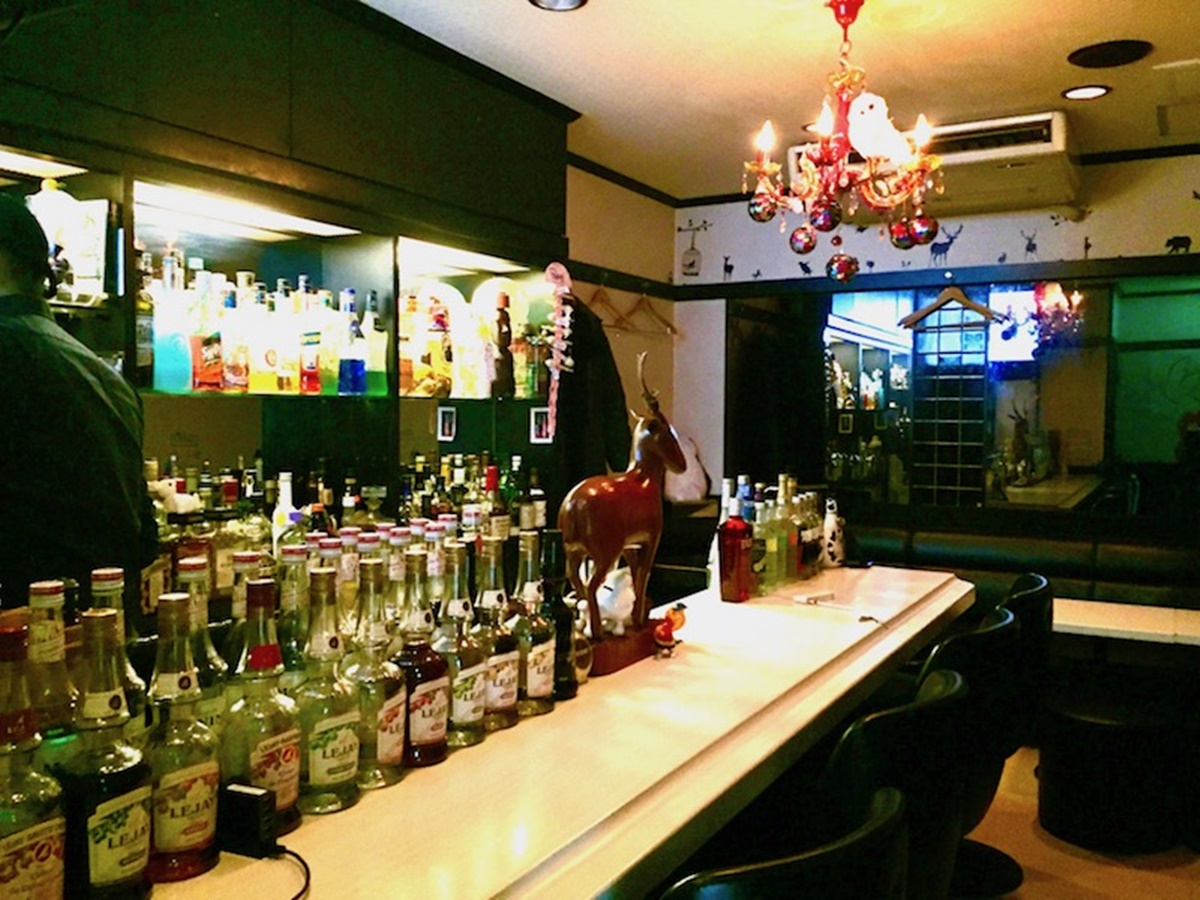 禁煙カクテルバーおおしか