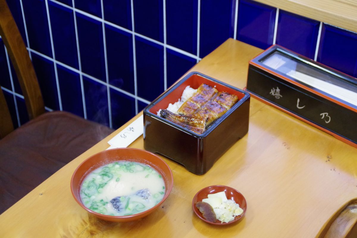 うな重・鯉こくセット 2800円（税抜）