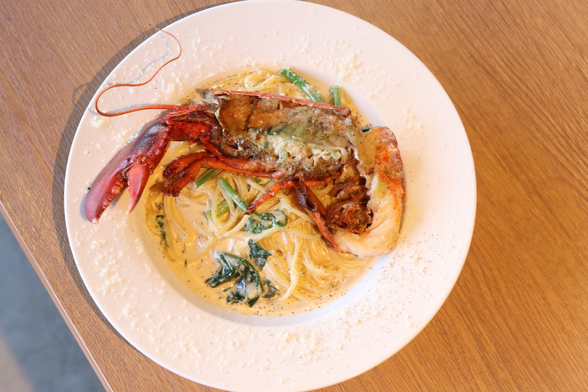 オマール海老のクリームパスタ 1800円