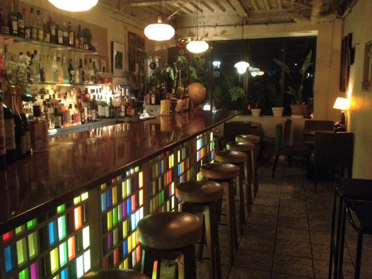 ついついお酒がすすみます。京都の夜のお楽しみ、花街・先斗町さんぽ