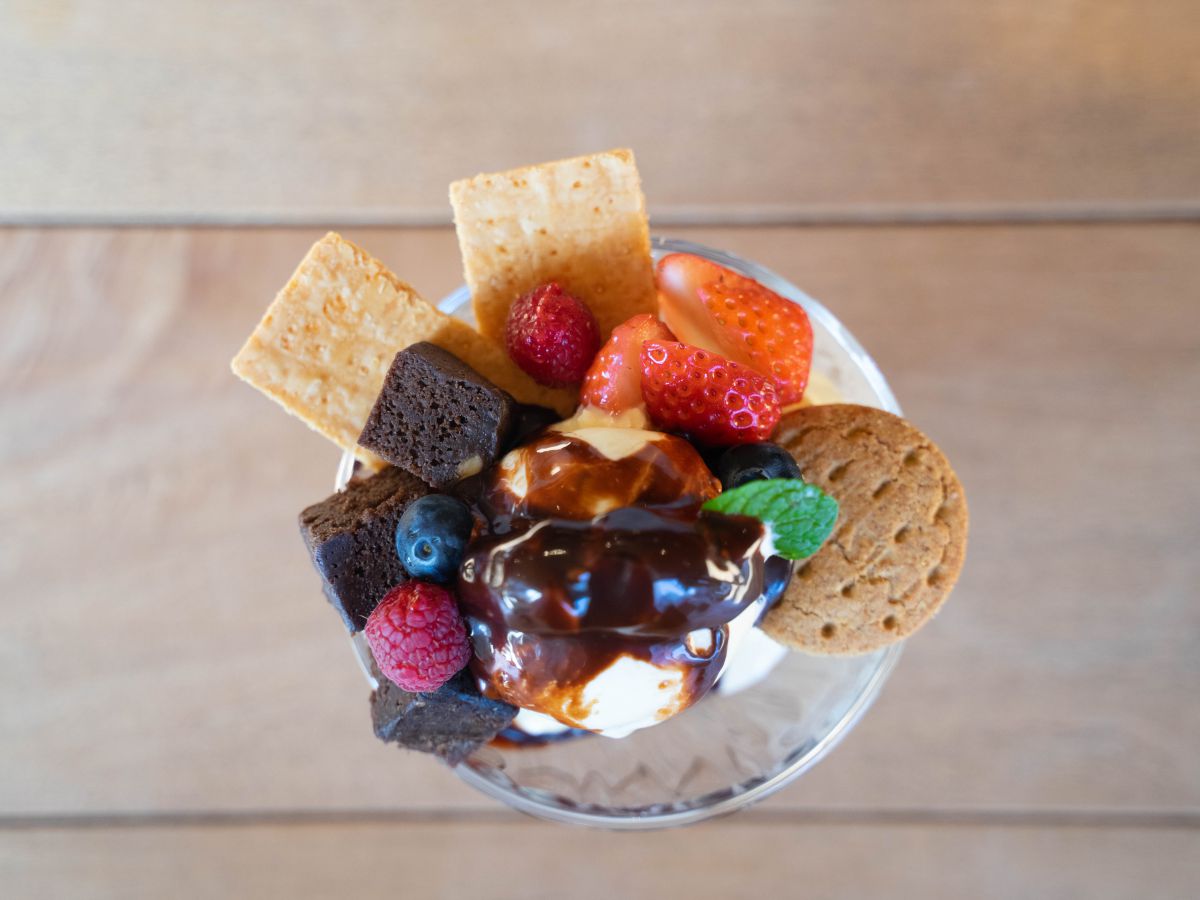 チョコとベリーのパフェ 900円（税別）