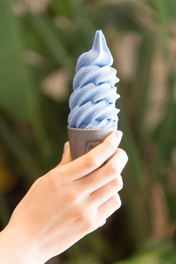 ブルーアーモンド 528円（イートイン価格、テイクアウト 519円）