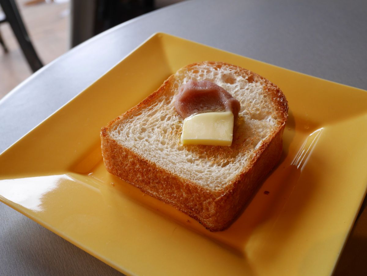 あんトースト　385円