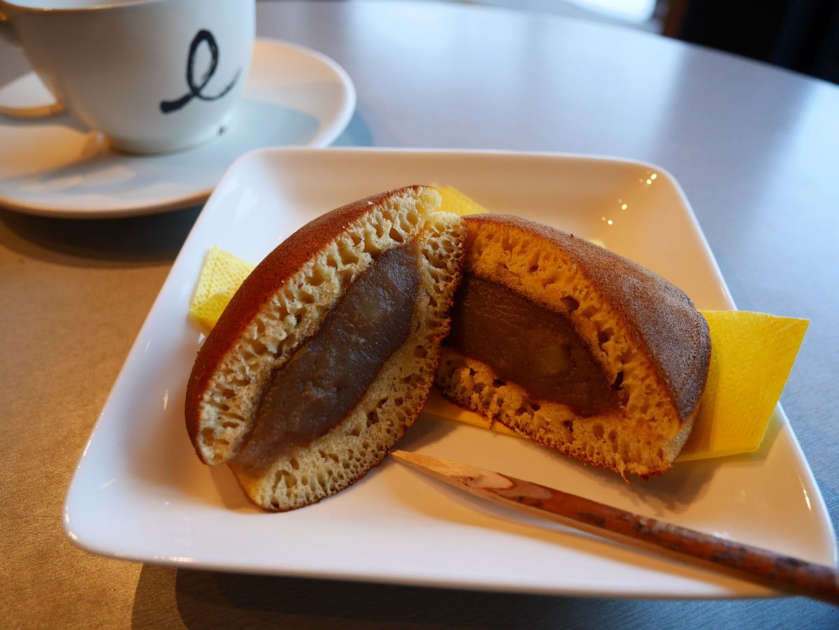 渋皮マロンどら焼きセット定番ドリンク付き　605円