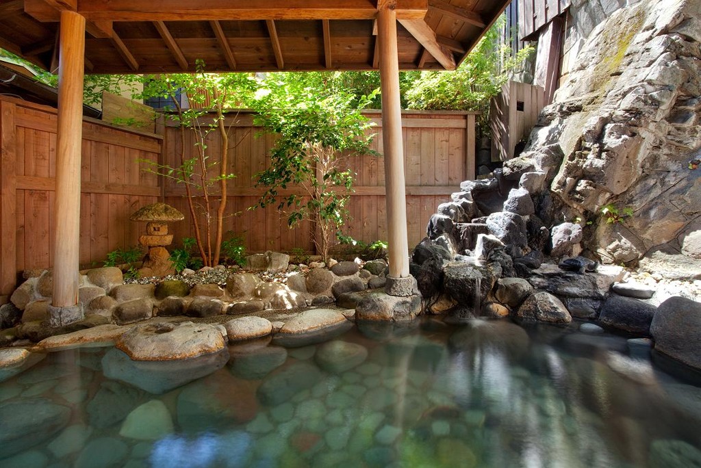 露天風呂「天城路」