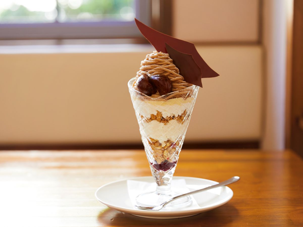 マロンパフェ  1100円 ※季節限定（9月中旬～5月GW前後予定 ※変動の場合あり、要問合せ）