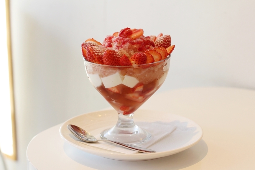 いちごのパフェ 1400円