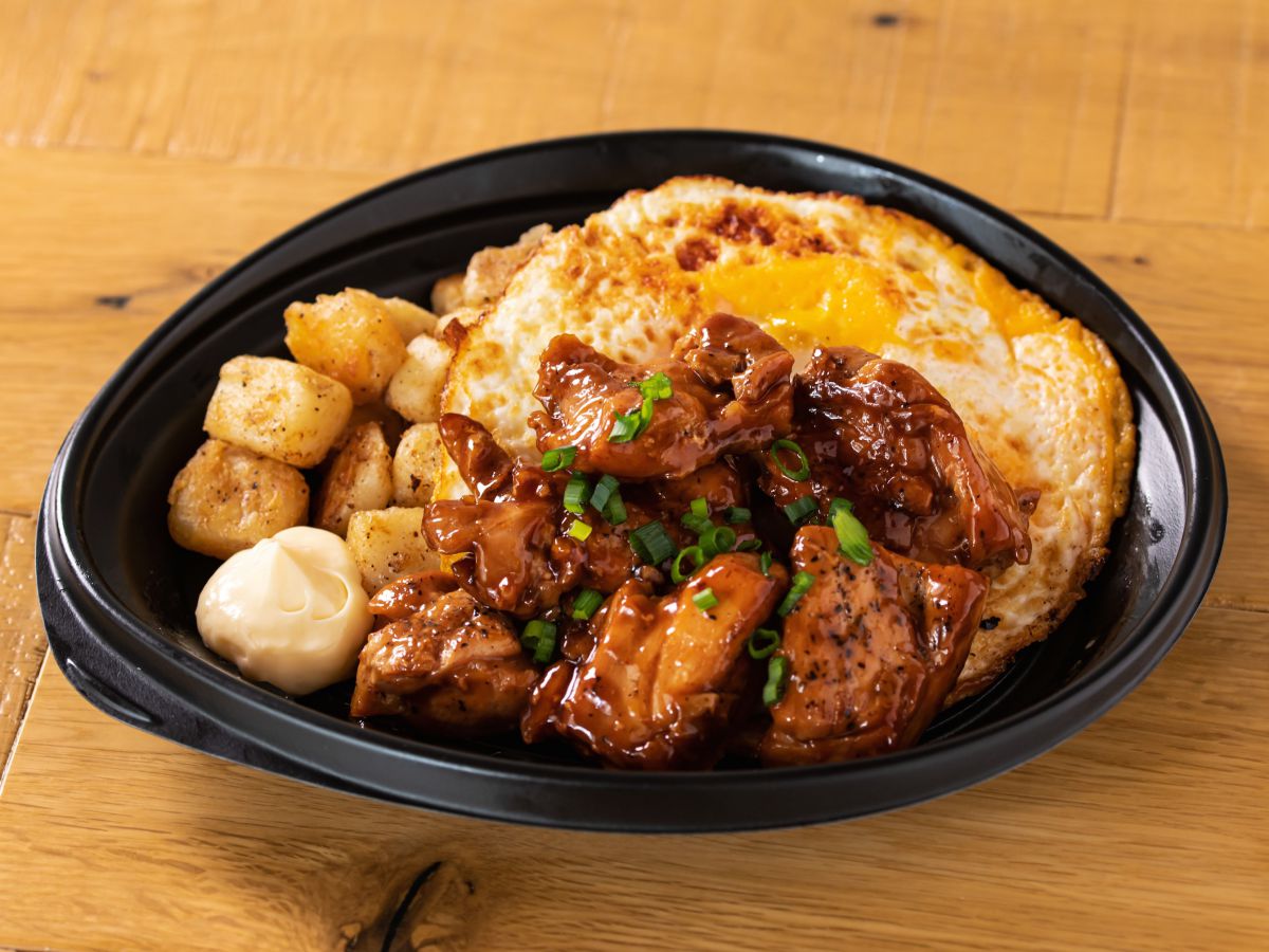 テリヤキチキン＆エッグス 1180円（税別） 