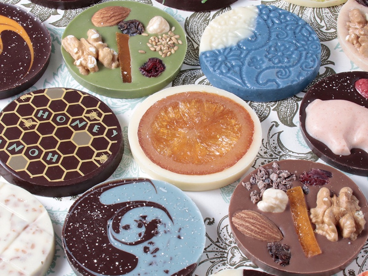 何が届くかはお楽しみ！ショコラ専門店数量限定「アソートボックス」をお取り寄せ