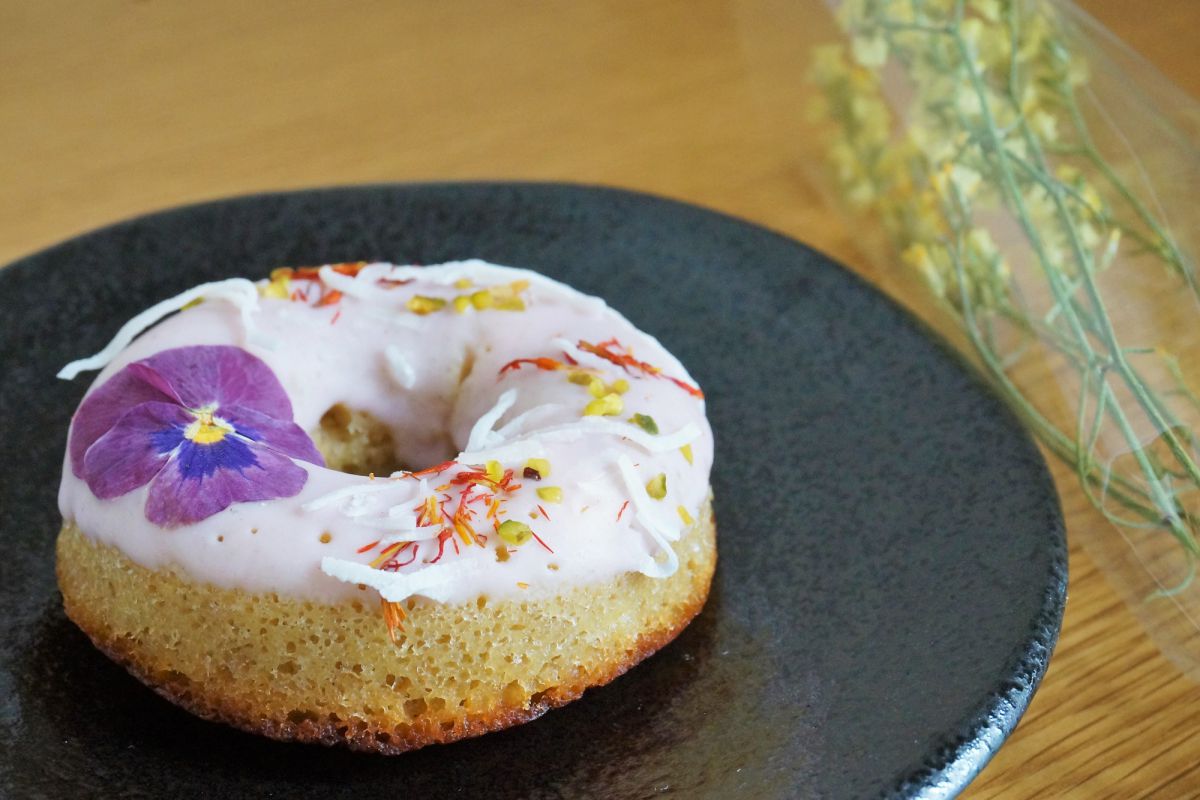 おうちカフェにぴったり！可愛すぎてテンションあがる華やかドーナツ【通販あり】