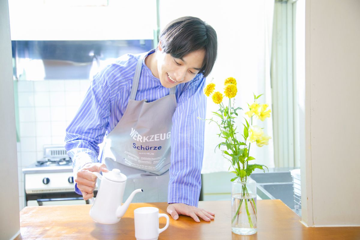 「チャイティーは食パンにもよく合うんですよ‼」