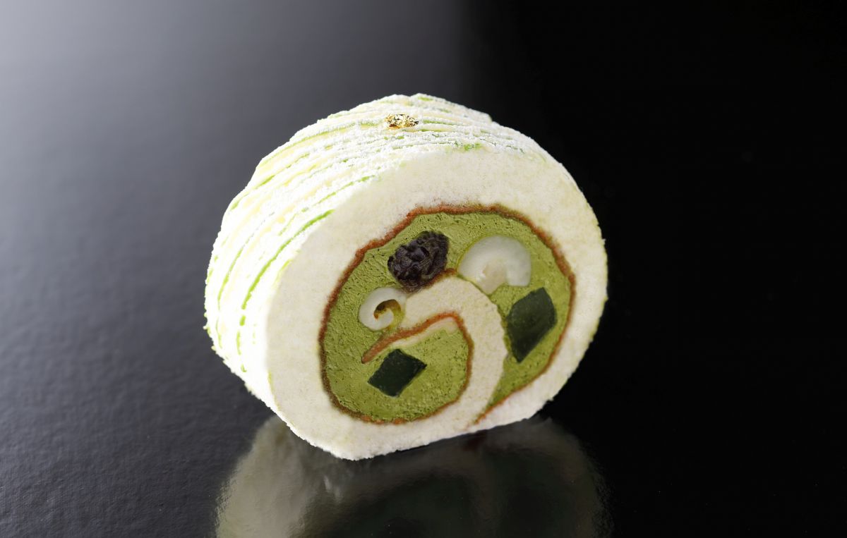 東京と幕張のみで販売する「新edo抹茶ロール」1000円（税別）