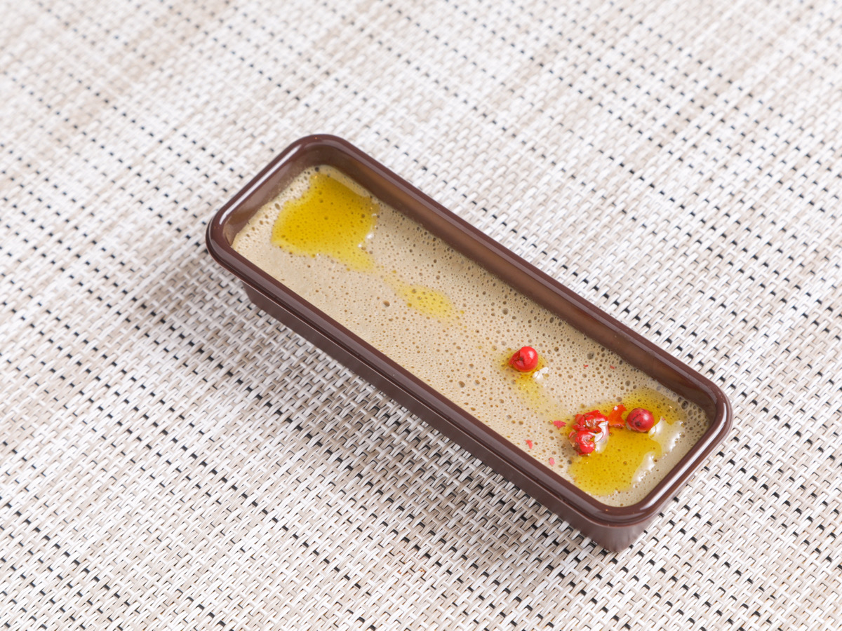 なめらかレバームース　299円（税別）