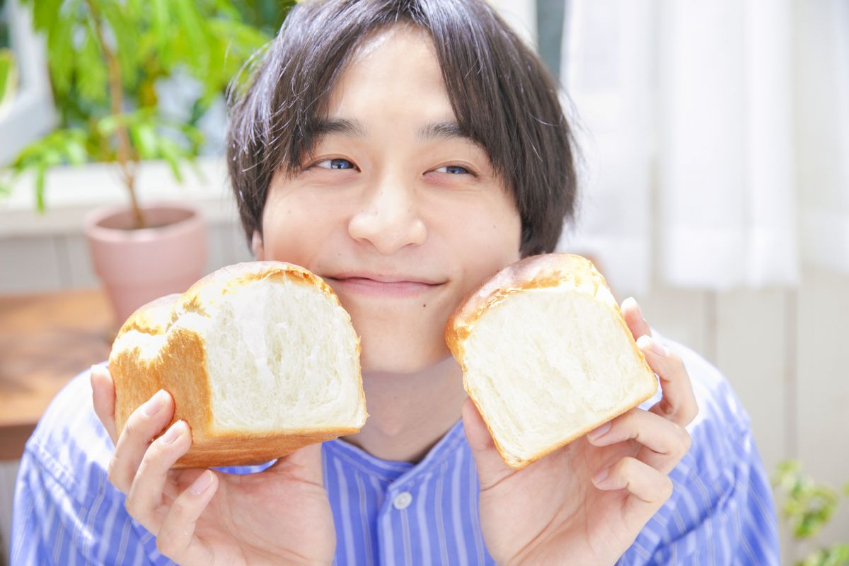 小関さんのほっぺに触れられる食パンがもはやうらやましい！