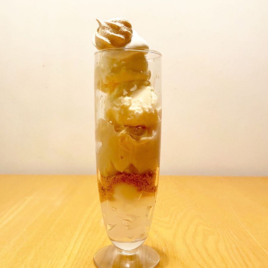 シロ・パフェ 1200円