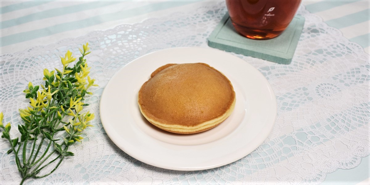 こしあん×いちごの和スイーツ！ セブン－イレブンの苺どら焼き