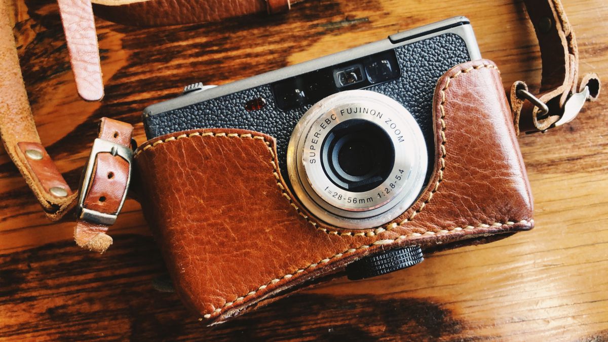 落とさないようにストラップを付けた「Natura」