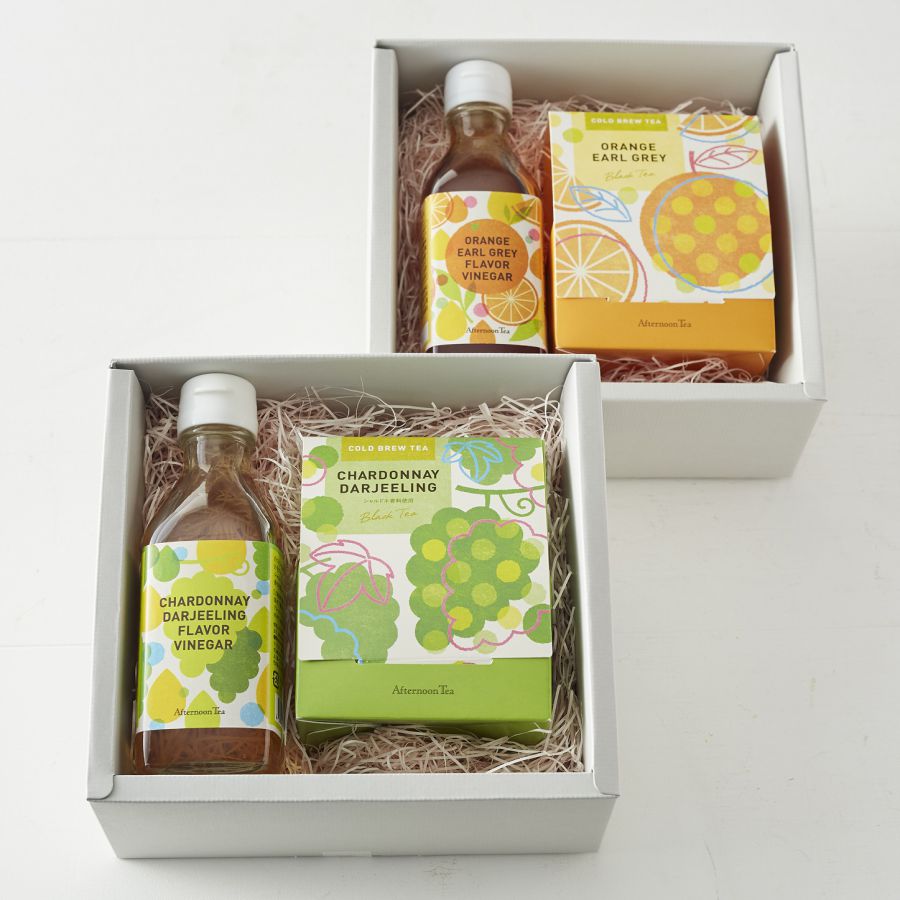 ビネガーと水出しアイスティー「シャルドネダージリン」（下）・「オレンジアールグレイ」（上）のギフトセット