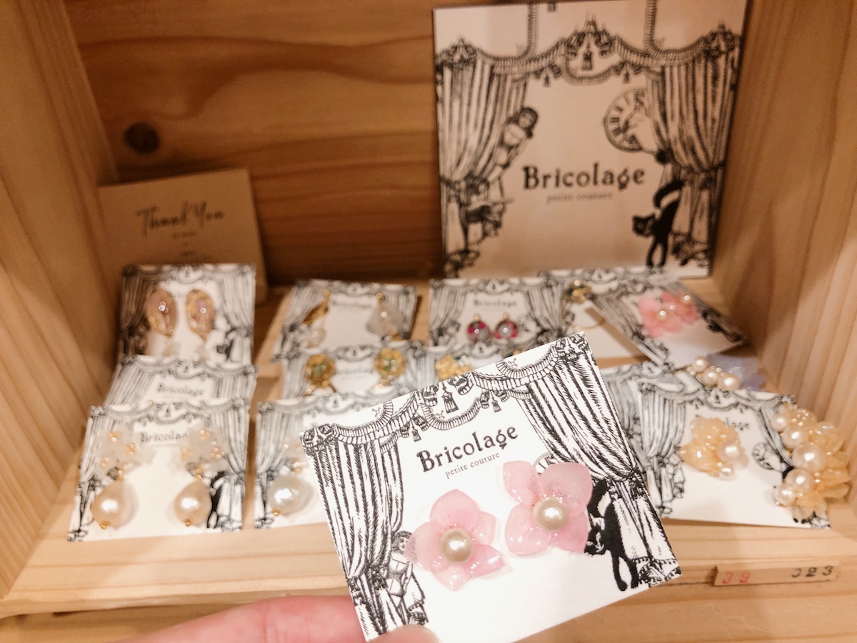 お花のピアス1200円(税込)