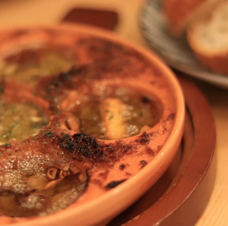 あつあつガーリックバター焼き　759円