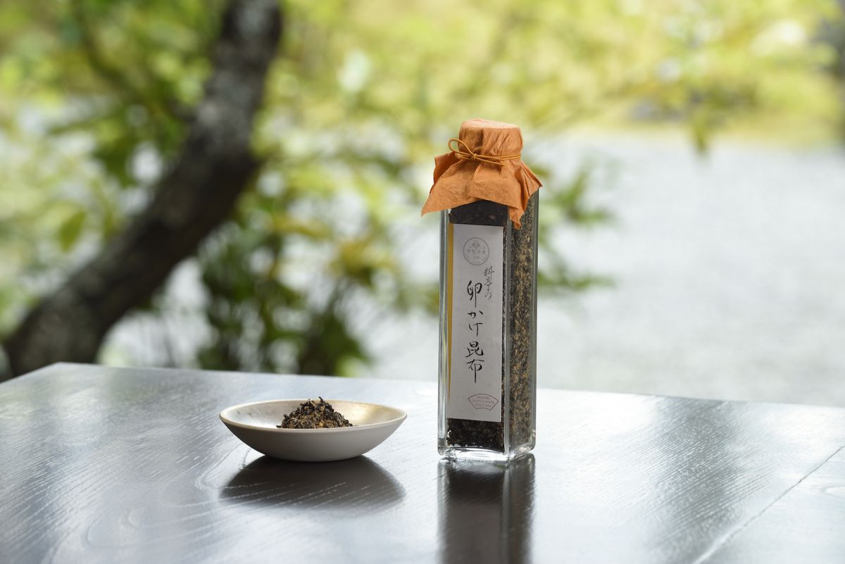 料亭の卵かけ昆布(角瓶)　1620円　賞味期限 製造日から120日　（オンラインショップで購入可）