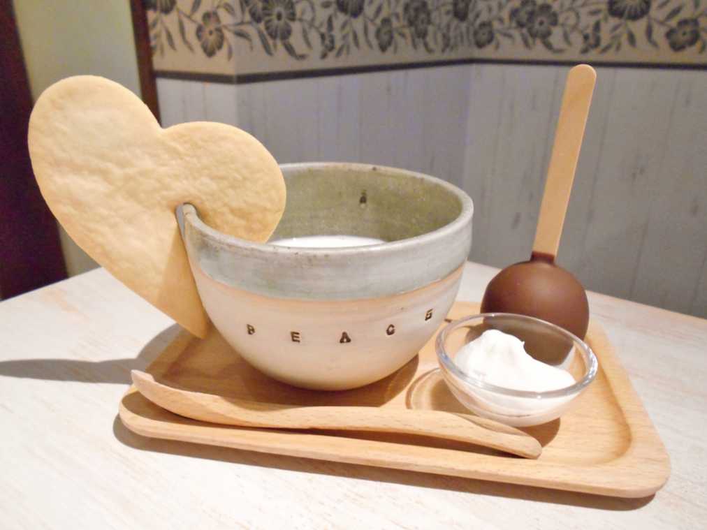 ホットスティックチョコレート（ミルク味）660円（税込）